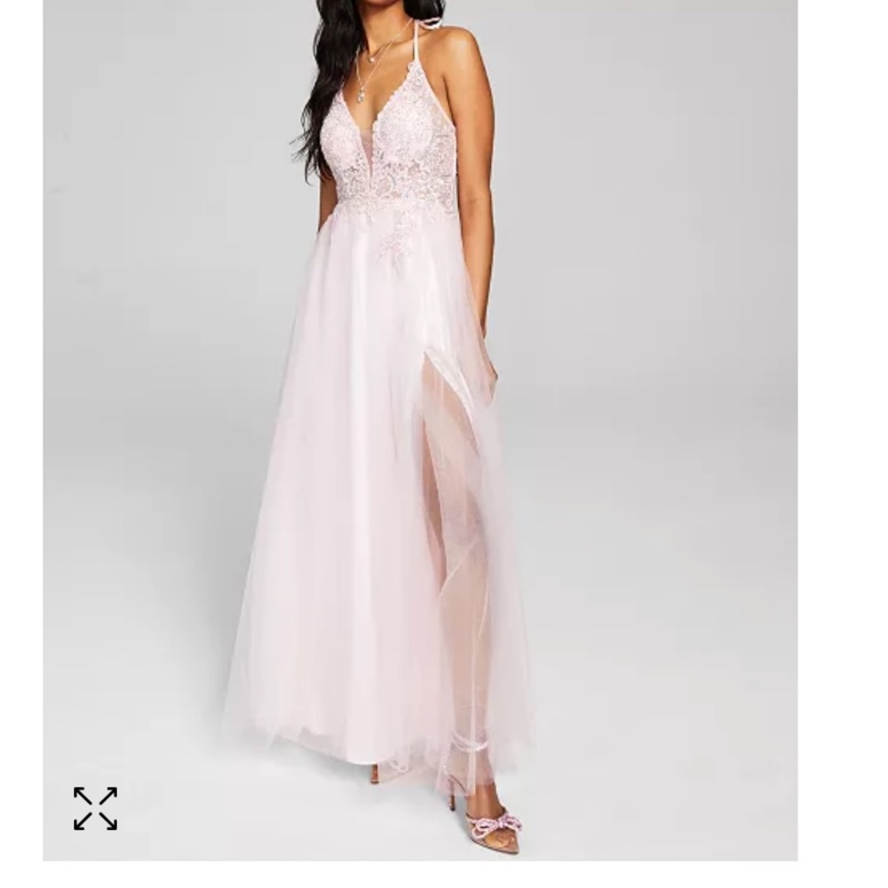 Blondie Nites Juniors' Mesh
Halter-Neck Gown